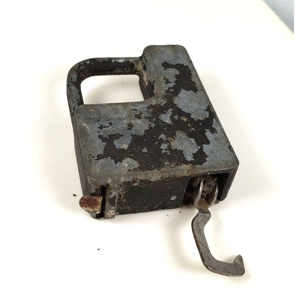 Vintage Langley Fisherman’s De-Liar Fish Scale and Tape Measure Model 208 - Picture 9 of 16